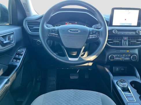 Used 2022 Ford Escape SE w/ SE Sport Appearance Package FWD image 21