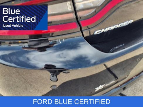 Used 2021 Dodge Charger SXT w/ Driver Convenience Group RWD image 10