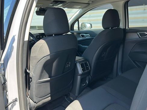 New 2026 Kia Sportage S image 13