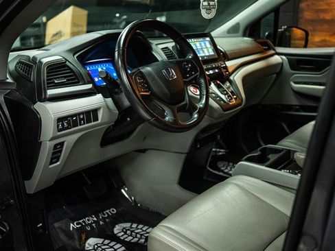 Used 2023 Honda Odyssey EX-L image 9