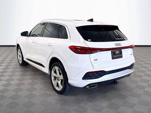 Certified 2025 Audi Q5 Premium AWD/4WD image 5