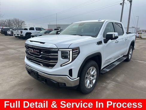Used 2024 GMC Sierra 1500 SLT w/ SLT Premium Plus Package image 3