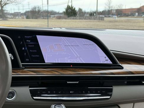 Certified 2024 Cadillac Escalade ESV Sport Platinum w/ LPO, ONYX Package image 10