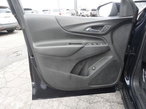 Used 2021 Chevrolet Equinox LT AWD/4WD image 11