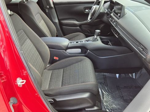 Used 2024 Honda HR-V Sport image 18