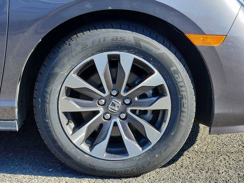 Used 2024 Honda Odyssey EX-L image 8