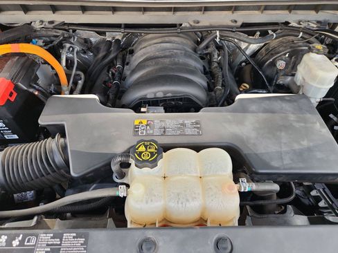 Used 2018 Chevrolet Silverado 1500 LT w/ LT Eassist Package RWD image 29