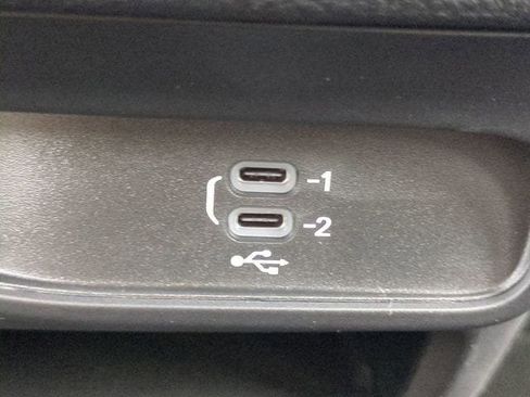 New 2026 Chrysler Pacifica Select FWD image 21