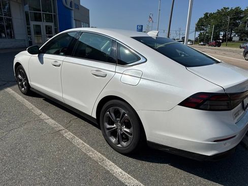Used 2024 Honda Accord EX-L image 2