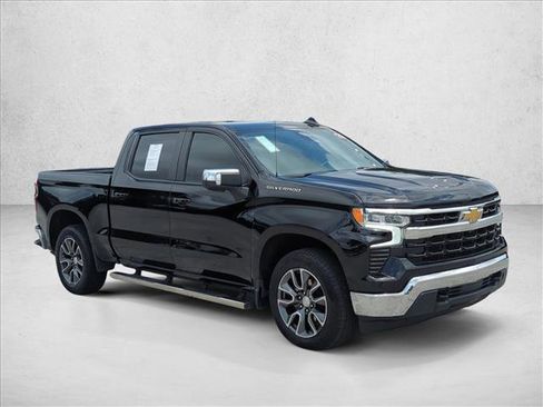 Used 2023 Chevrolet Silverado 1500 LT w/ Safety Package RWD image 3