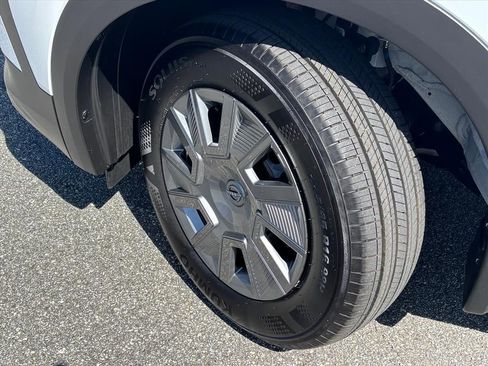 New 2026 Nissan Kicks S image 22