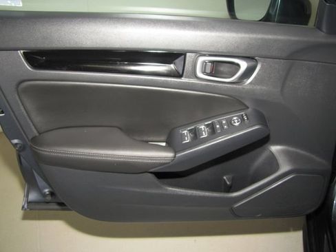 Certified 2023 Honda Civic EX-L image 11