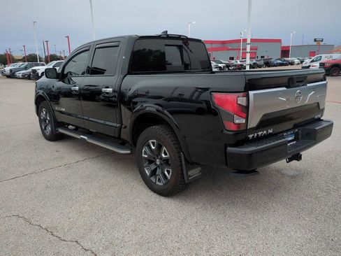 Used 2022 Nissan Titan Platinum Reserve w/ Moonroof Package image 6