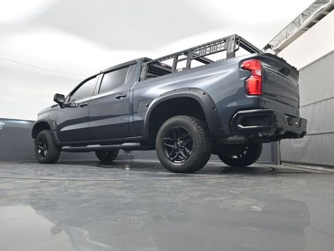 Used 2020 Chevrolet Silverado 1500 LT Trail Boss image 23