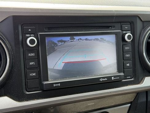 Used 2017 Toyota Tacoma SR5 w/ Tow Package RWD image 26