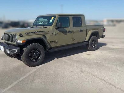 New 2025 Jeep Gladiator Sport