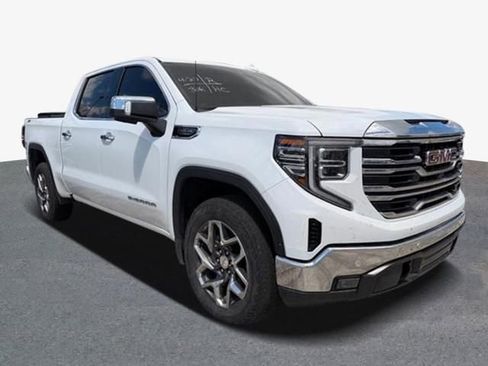 Used 2024 GMC Sierra 1500 SLT w/ SLT Premium Plus Package AWD/4WD image 2