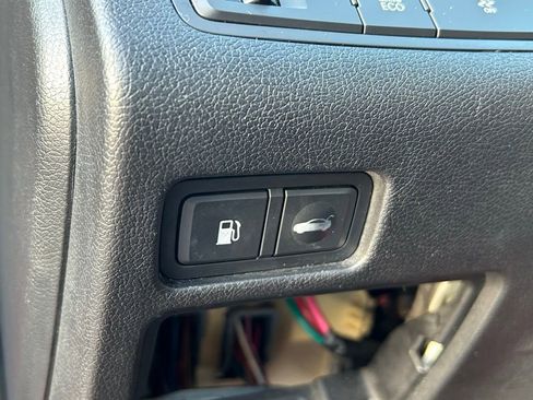 Used 2012 Hyundai Sonata SE image 19