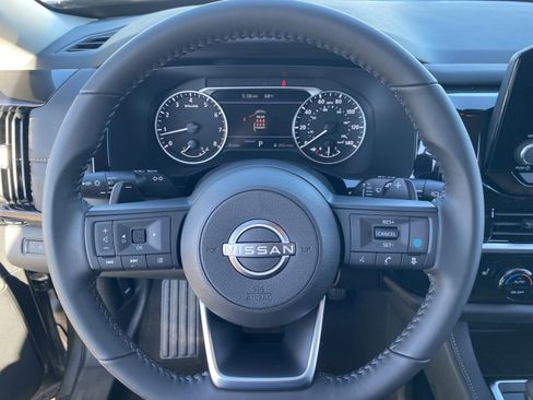 New 2025 Nissan Pathfinder SV image 24