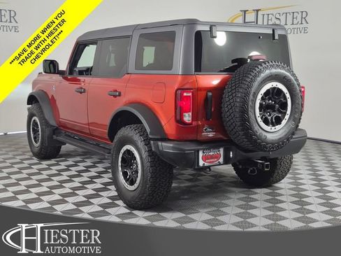 Used 2022 Ford Bronco Black Diamond w/ Sasquatch Package AWD/4WD image 8