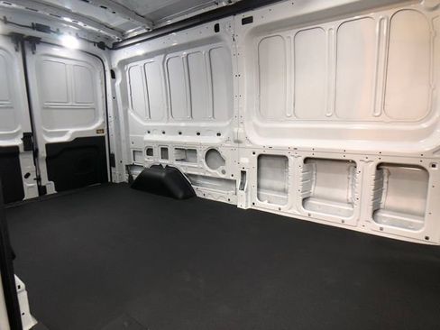 New 2026 Ford Transit 250 148 Medium Roof image 17