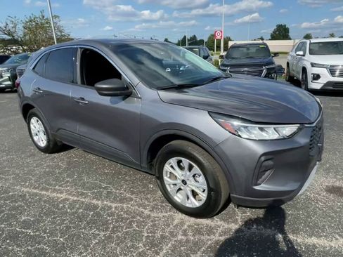 Used 2024 Ford Escape Active image 3