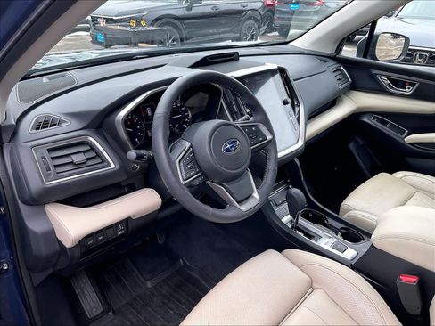 Used 2023 Subaru Ascent Limited w/ Technology Package image 8
