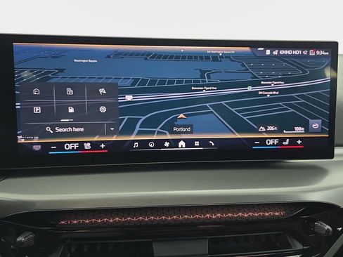 New 2026 BMW 330i xDrive Sedan w/ M Sport Package AWD/4WD image 22