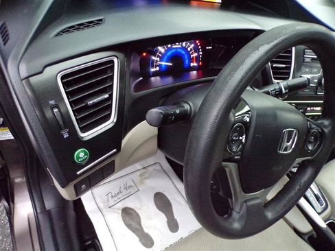 Used 2013 Honda Civic EX image 31