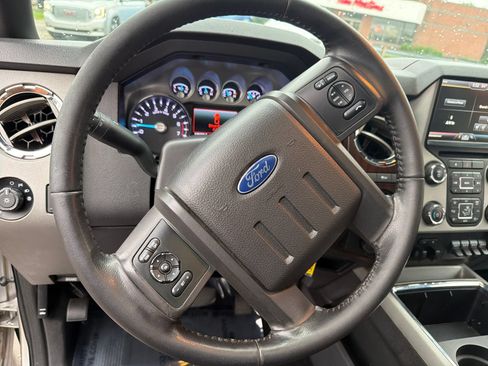 Used 2014 Ford F250 Lariat w/ Lariat Ultimate Package AWD/4WD image 15