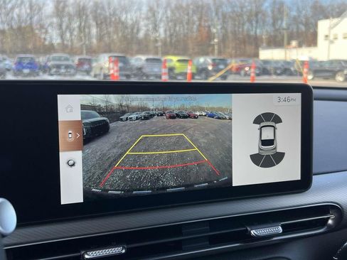 New 2025 Genesis GV60 Advanced image 28