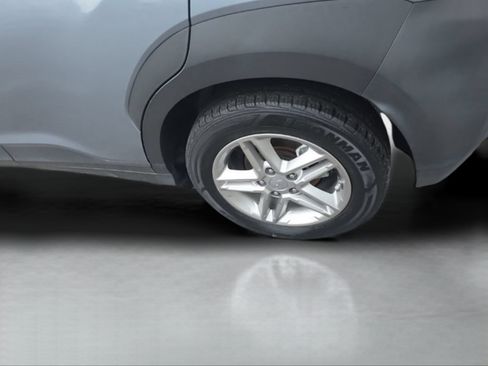 Used 2021 Hyundai Kona SE FWD image 32