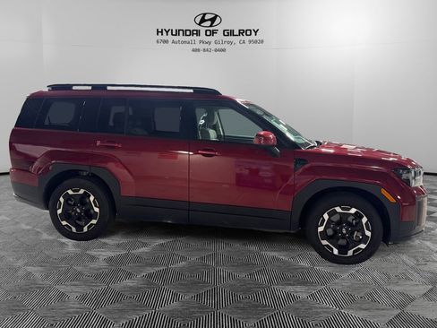 Used 2024 Hyundai Santa Fe SEL image 4