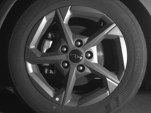 Used 2025 Kia K4 LXS image 12