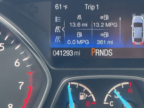 Used 2019 Ford Escape Titanium image 21