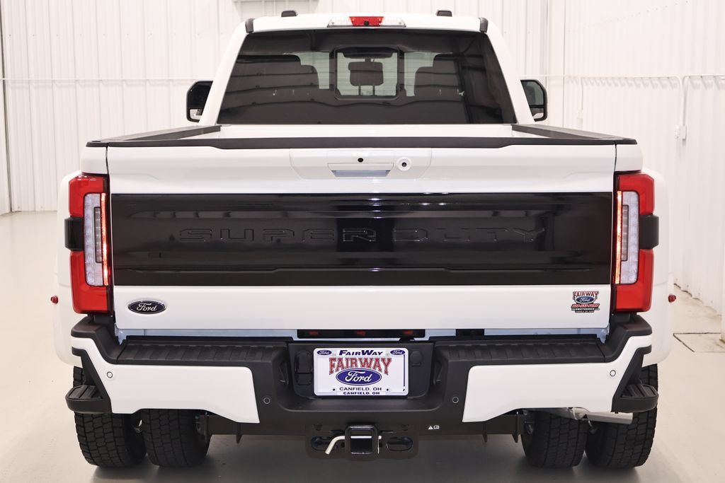 New 2026 Ford F450 Platinum w/ FX4 Off-Road Package AWD/4WD image 8