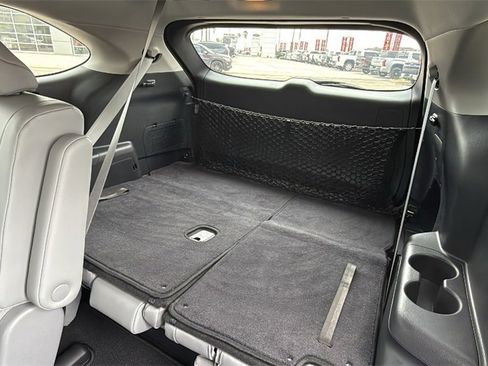 Used 2024 Toyota Highlander XLE image 16