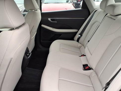 Used 2023 Hyundai Sonata SEL w/ Convenience Package FWD image 16