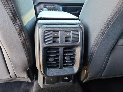 Used 2025 Ford Bronco Big Bend image 8