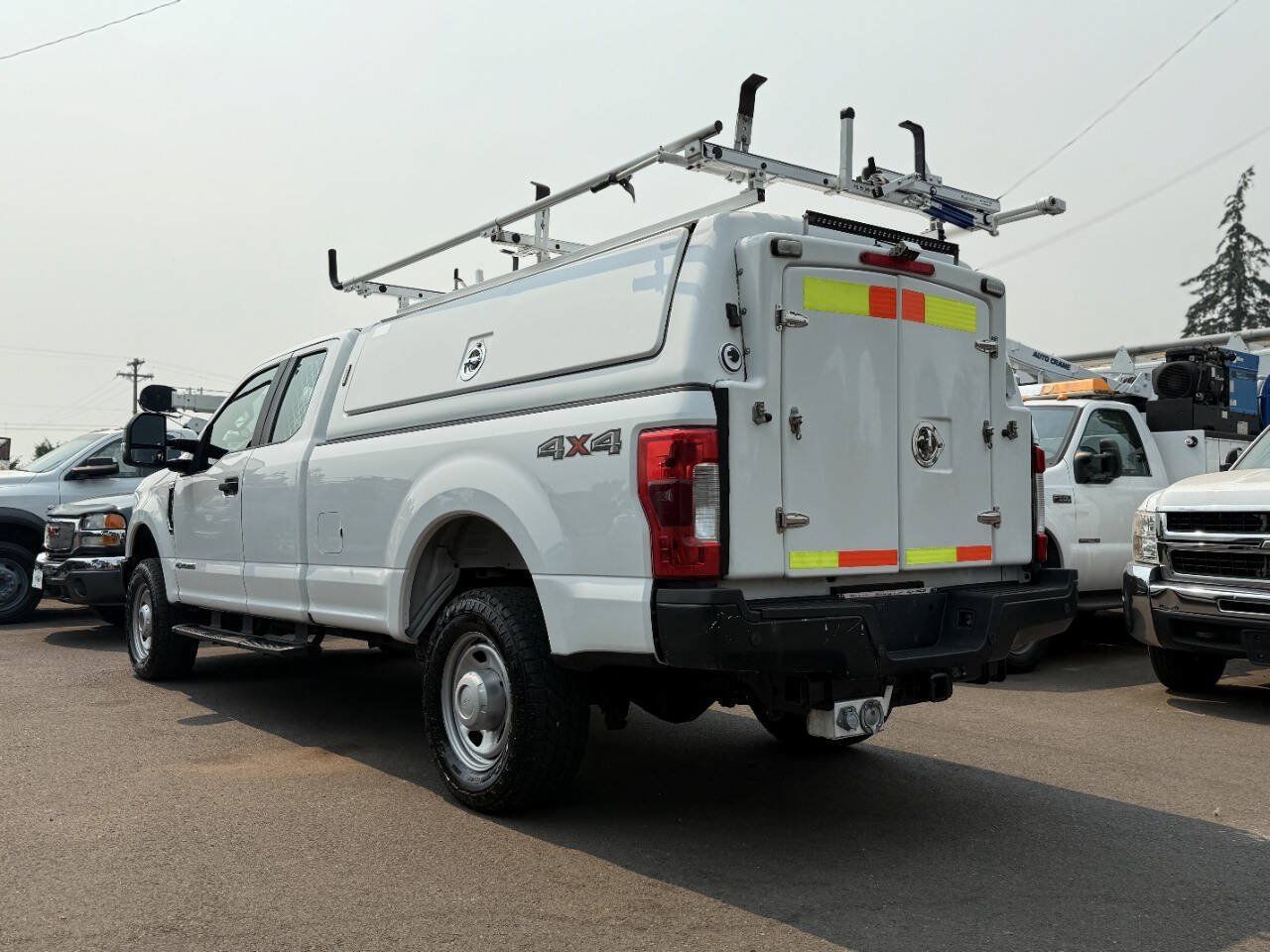 Used 2019 Ford F350 XL w/ Power Equipment Group AWD/4WD image 8