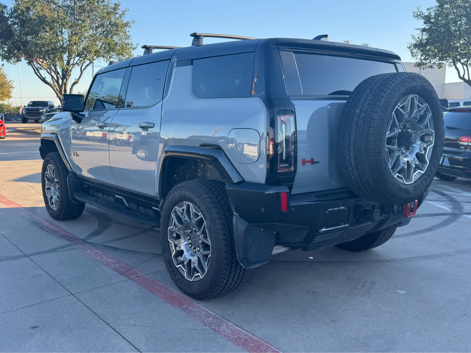 Used 2025 GMC Hummer EV 3X AWD/4WD image 3