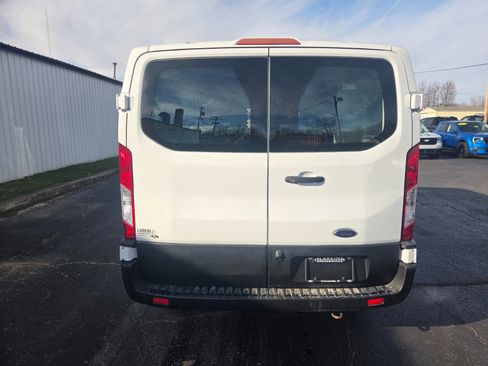Used 2020 Ford Transit 250 Low Roof image 4