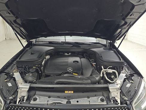 Used 2022 Mercedes-Benz GLC 300 4MATIC image 32