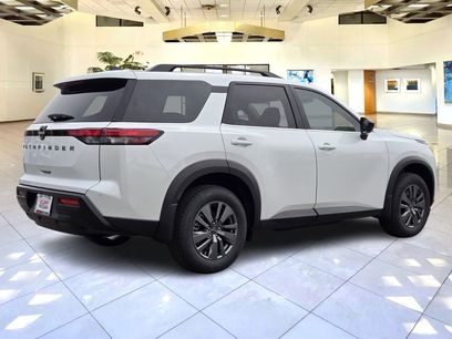 New 2026 Nissan Pathfinder SV