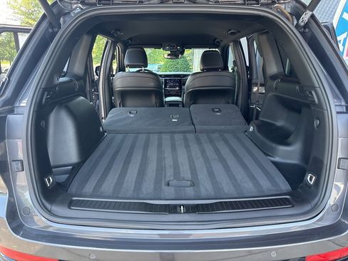 Used 2022 Jeep Grand Cherokee Altitude image 55