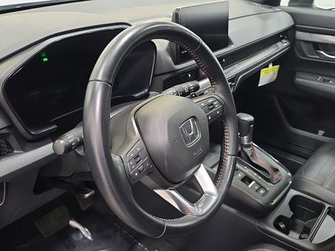 Used 2025 Honda CR-V Sport-L image 14