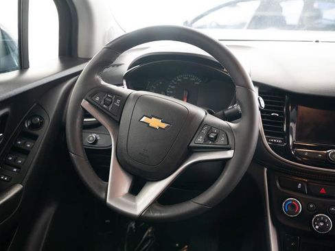 Used 2021 Chevrolet Trax LT w/ Driver Confidence Package image 15