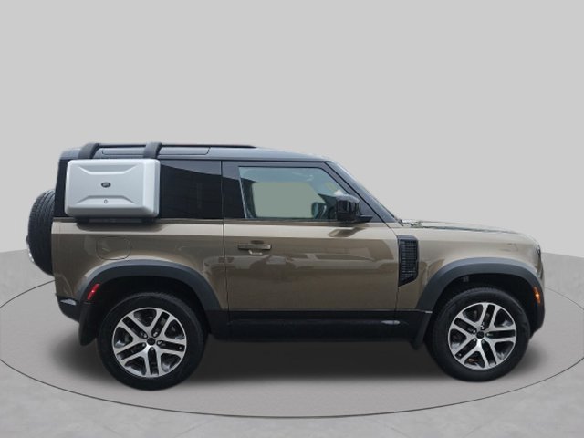 Used 2022 Land Rover Defender 90 X-Dynamic S AWD/4WD image 6