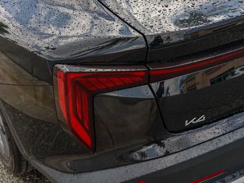 Used 2025 Kia K4 FWD image 7