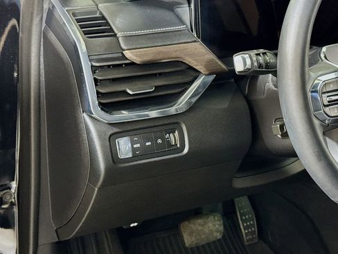 Used 2024 GMC Acadia Denali w/ LPO, Floor Liner Package AWD/4WD image 8